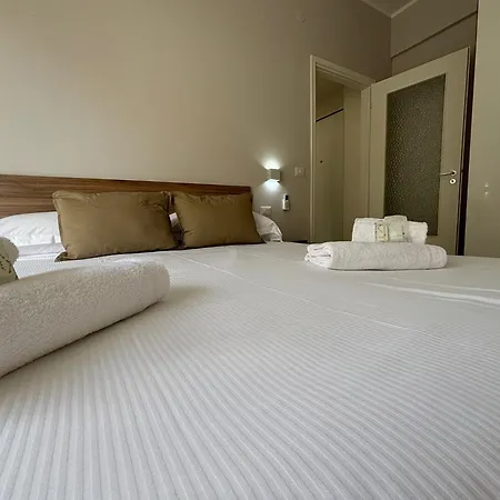 Encri Apartment,1bedroom, 1bathroom, Close To Train Station In * Rapallo