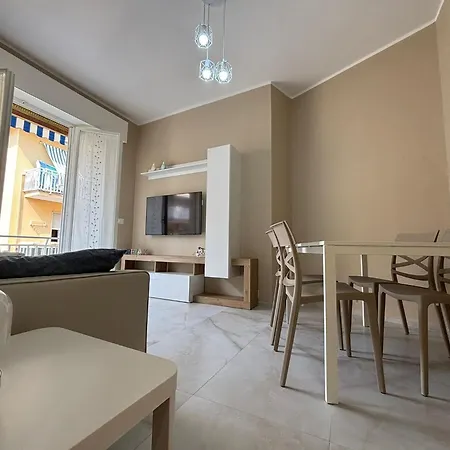 Encri Apartment, 公寓