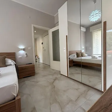 Apartment Encri Apartment,1bedroom, 1bathroom, Close To Train Station In *