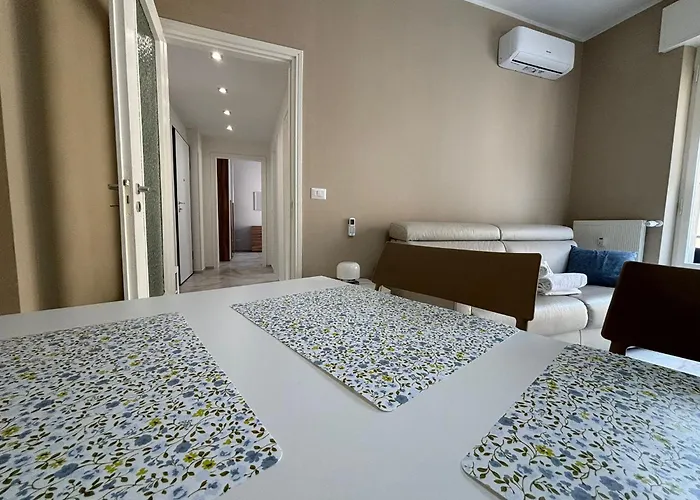 Encri Apartment, *